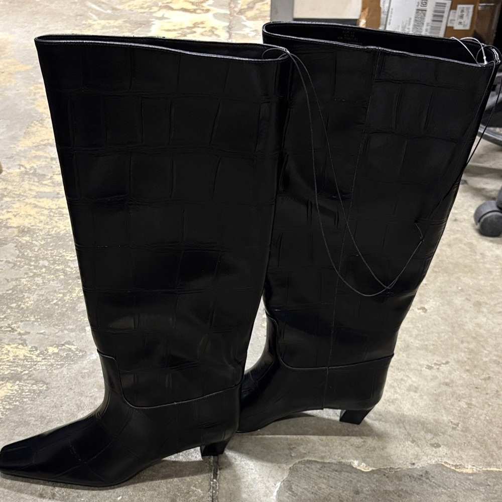 BNWT H&M Croc Black Knee-High Boots - Picture 10 of 12
